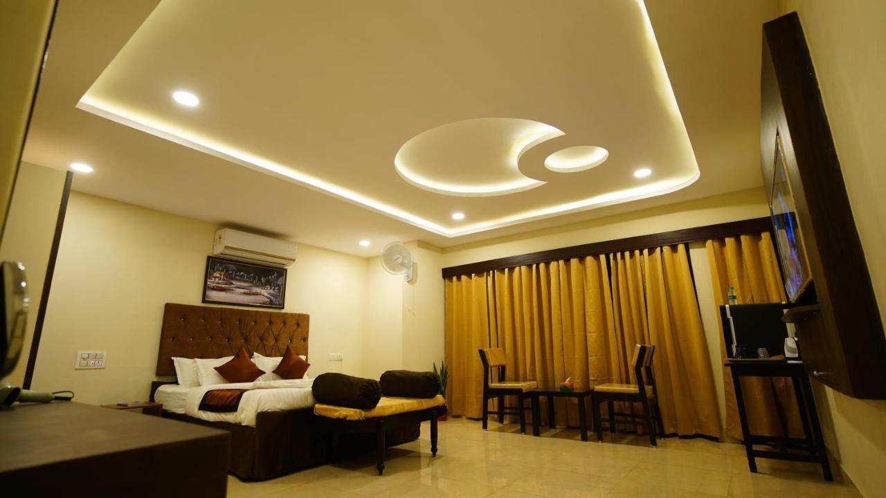 New Hotel Suhail Hyderabad Exterior foto